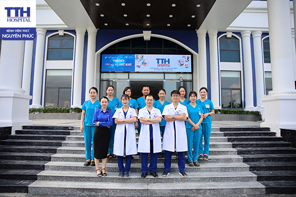 ĐỘI NGŨ BÁC SĨ khoa nội