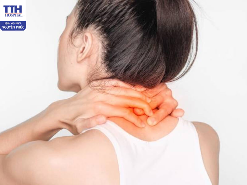 Đau vai gáy khiến người bệnh trở nên mệt mỏi, khó chịu và sức khỏe suy giảm