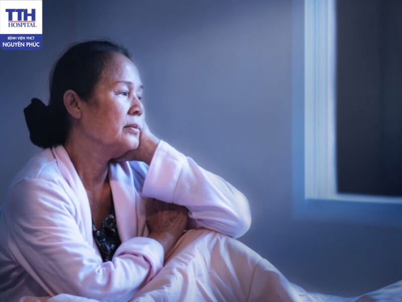 Hãy thăm khám nếu đang có các dấu hiệu trên để kịp thời điều trị bệnh