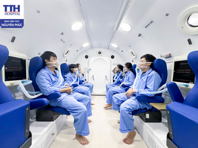 Hướng điều trị toàn diện: kết hợp y học cổ truyền và oxy cao áp