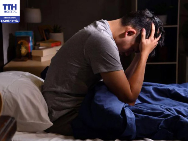 Mất ngủ là tình trạng khó đi vào giấc ngủ, ngủ không sâu hoặc dễ thức giấc giữa đêm