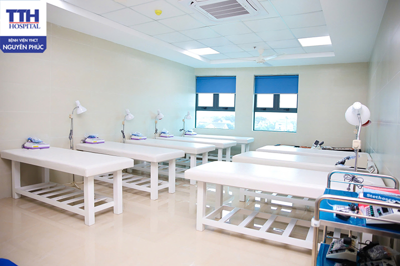 Khoa Nội tổng hợp - BỆNH VIỆN YHCT NGUYÊN PHÚC tọa lạc tại tầng 6